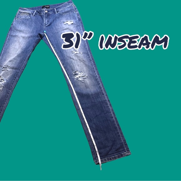 NWOT⭐️👖The Kooples low rise distressed skinny jeans. Size 26 (30” waist) - Picture 9 of 9